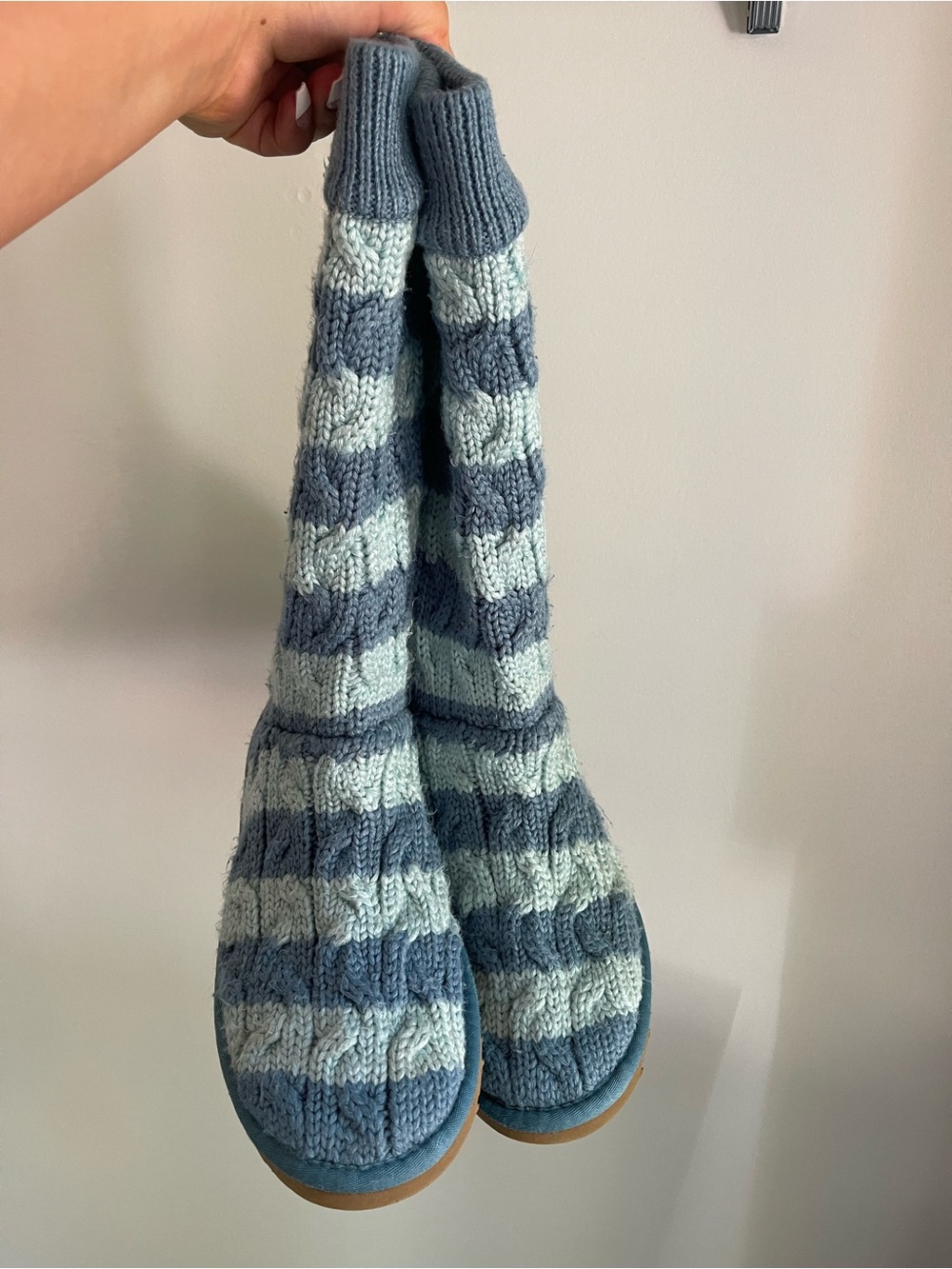 UGG Australia Classic Cable Knit Striped Boots Blue Suede Tall 5822 Women Size 8 - Picture 3 of 6